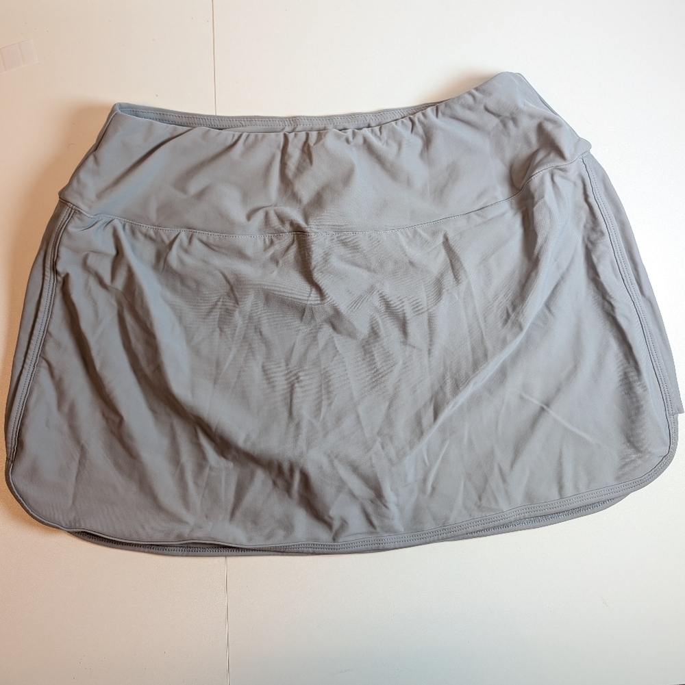 Soothfeel Swim Skirt Skort Womens L Gray Bikini Lined Athletic Zip Pocket NWT